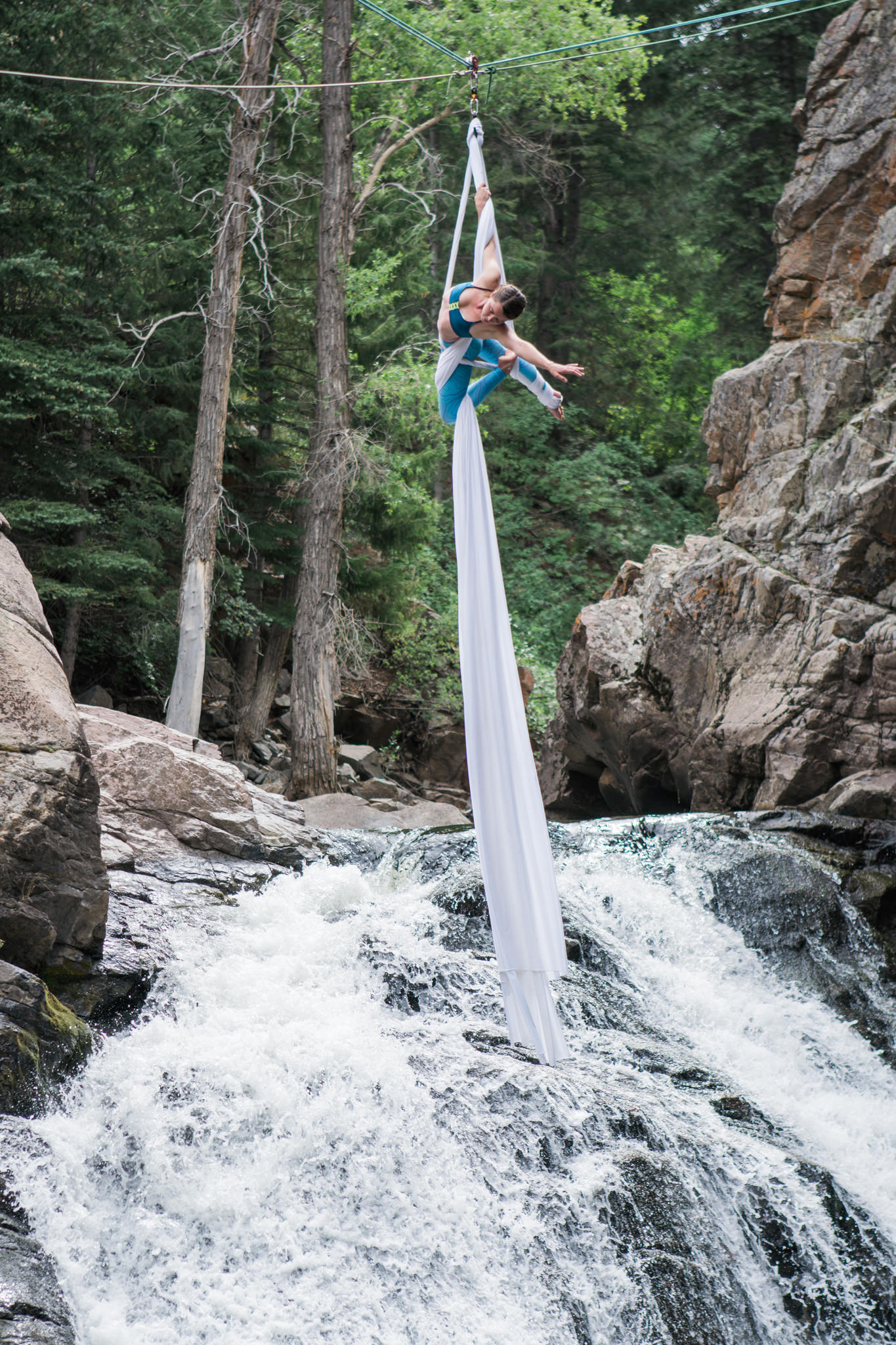 How to Perform the Perfect Aerial Photoshoot www.aerialdancing image