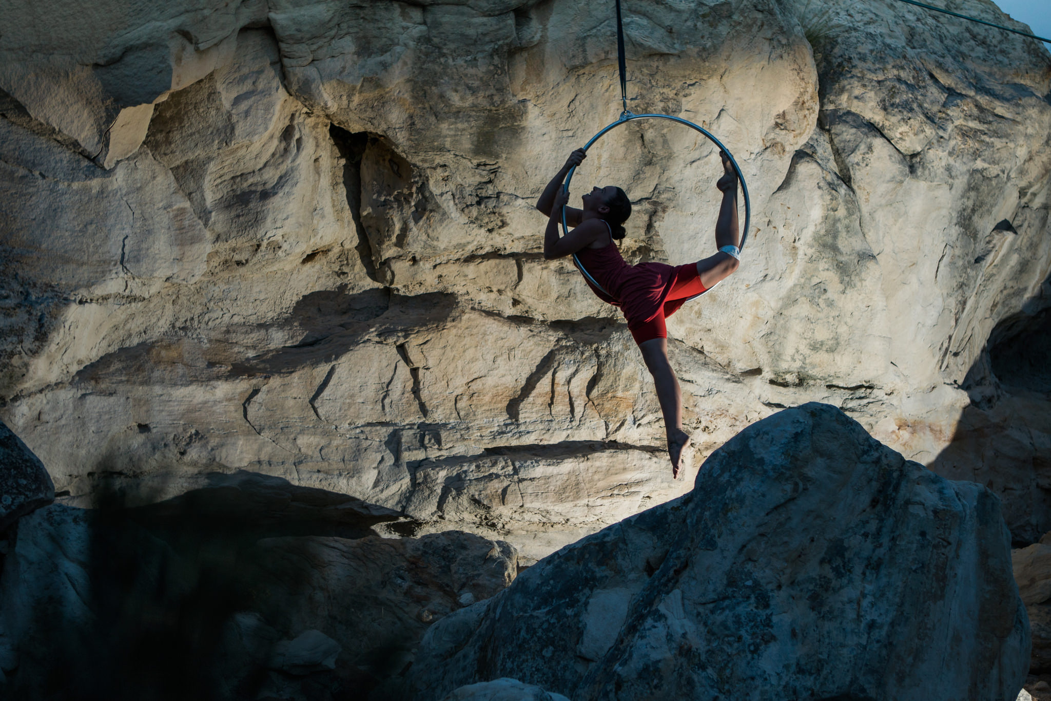 How to Perform the Perfect Aerial Photoshoot www.aerialdancing picture