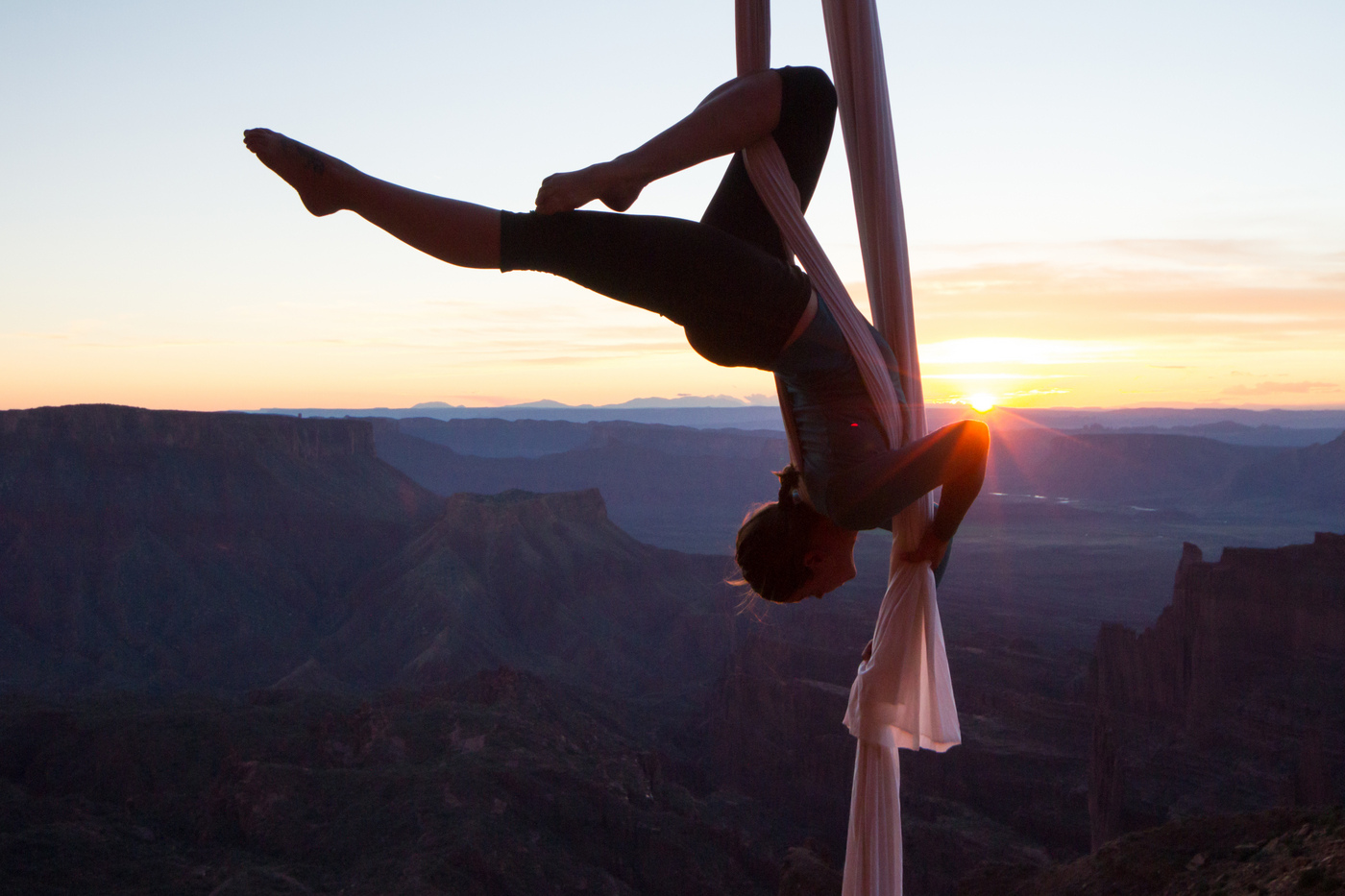 How to Perform the Perfect Aerial Photoshoot | www.aerialdancing.com